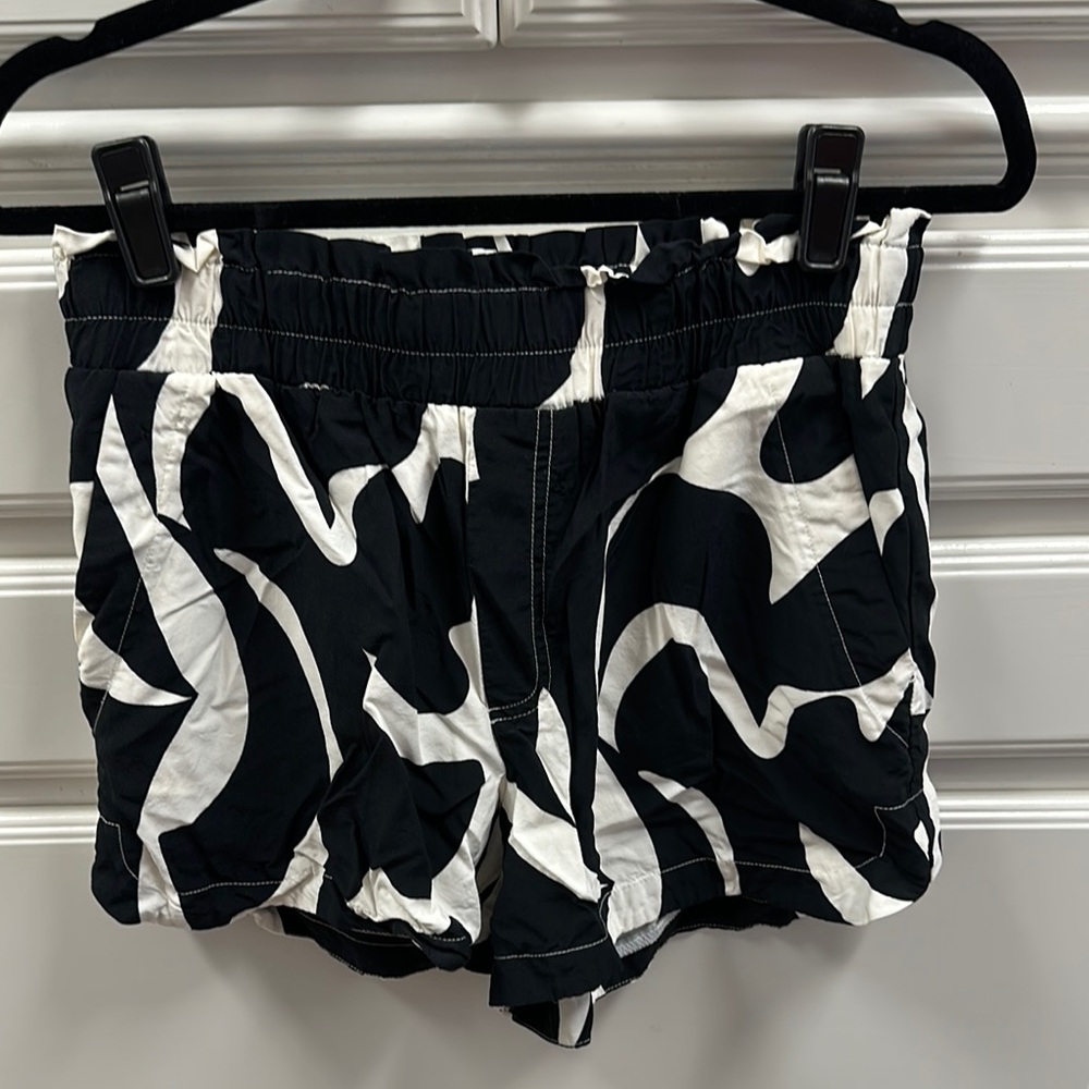 A New Day Black and White Patterned Shorts